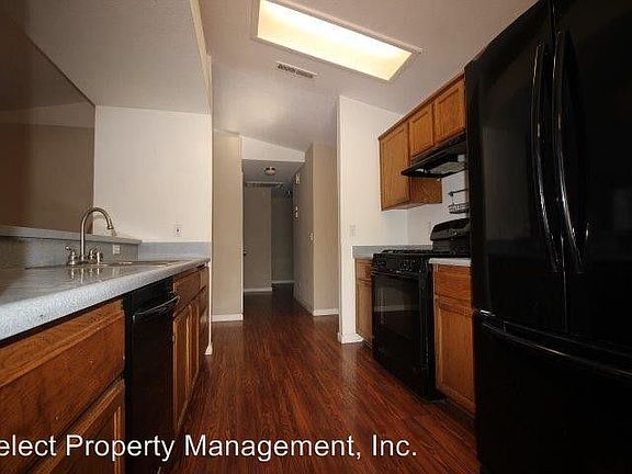 4th image of 1521 Germaine Dr