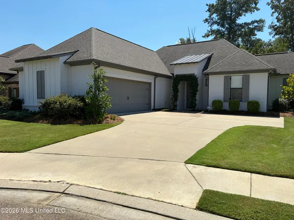 168 Grace Dr, Flowood, MS 39232