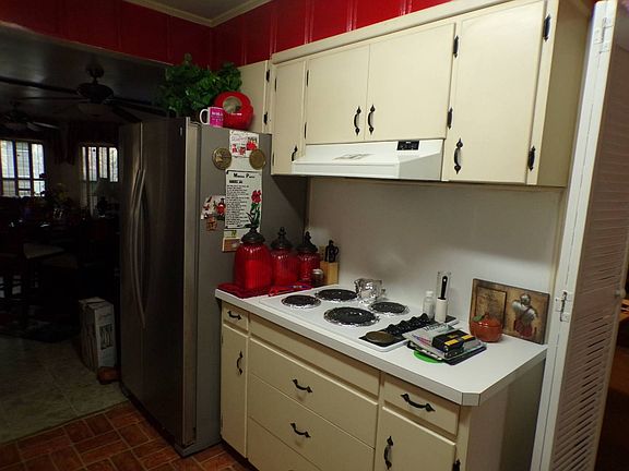 5th image of 410 E Jefferson St
