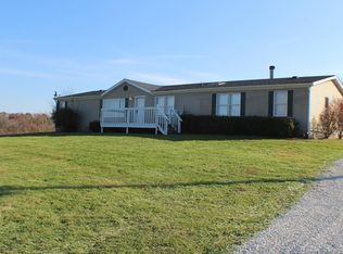 1135 E Springhouse Ln, Salem, IN 47167