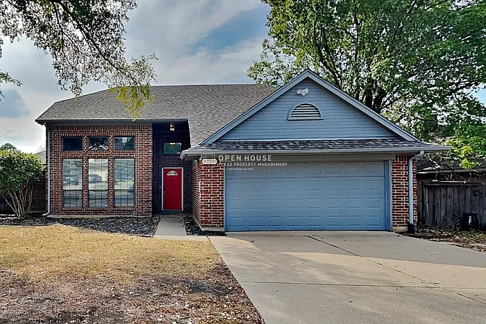 3 bed, 2.5 bath, 1919 sqft, $2,875 — Photo 1
