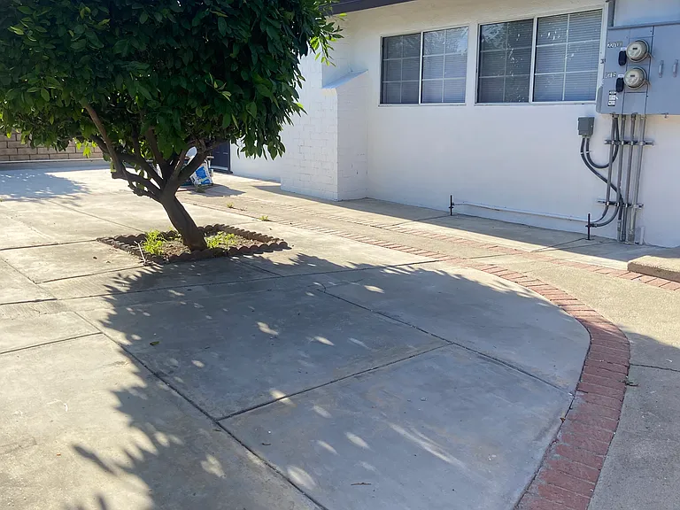 22700 Cantlay St — Photo 35