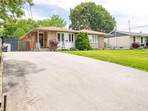 12 Cypress St, Saint Catharines, ON L2N 4L9