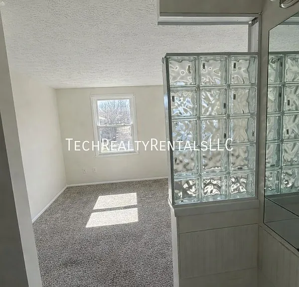 9432 Lexington Cir #G-1 — Photo 22