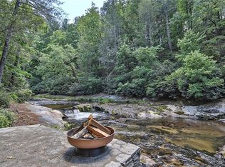 408 Stone River Dr, Traphill, NC 28685