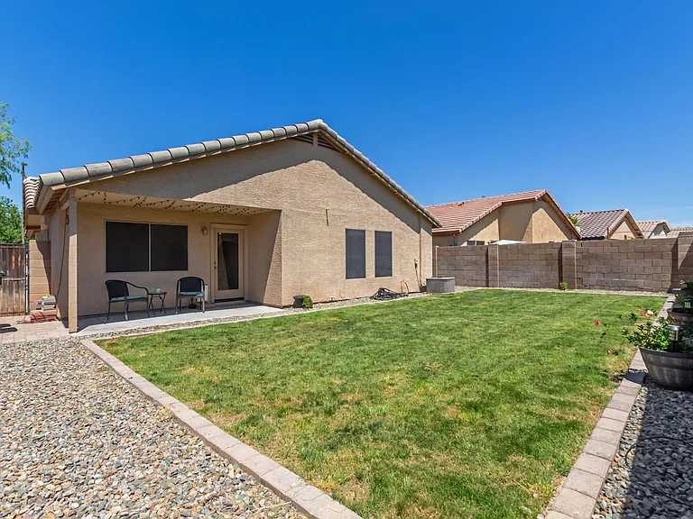 2021 S Bahama Dr — Photo 16