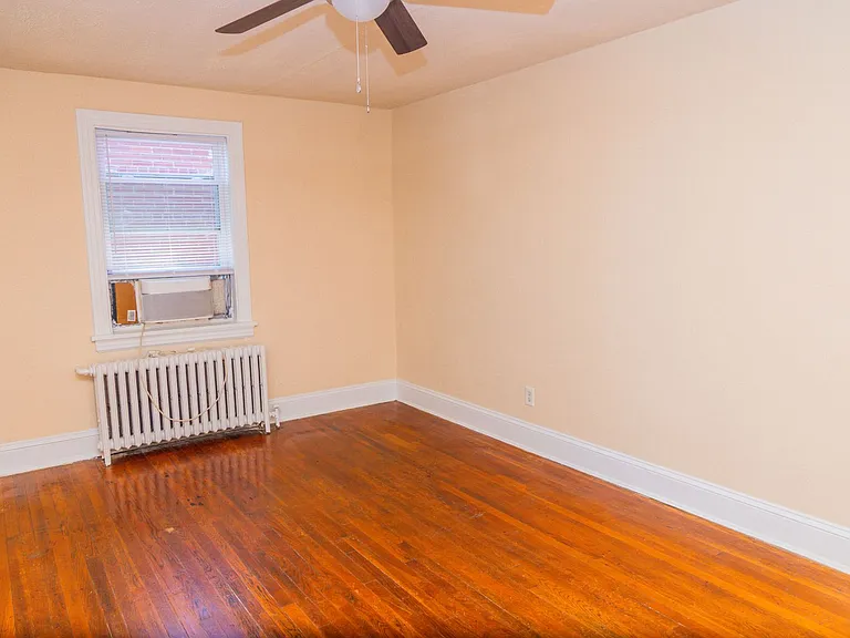 1518 Porter St — Photo 7