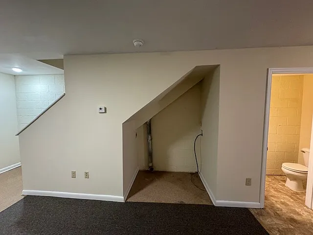 258 Lindsay Dr — Photo 8