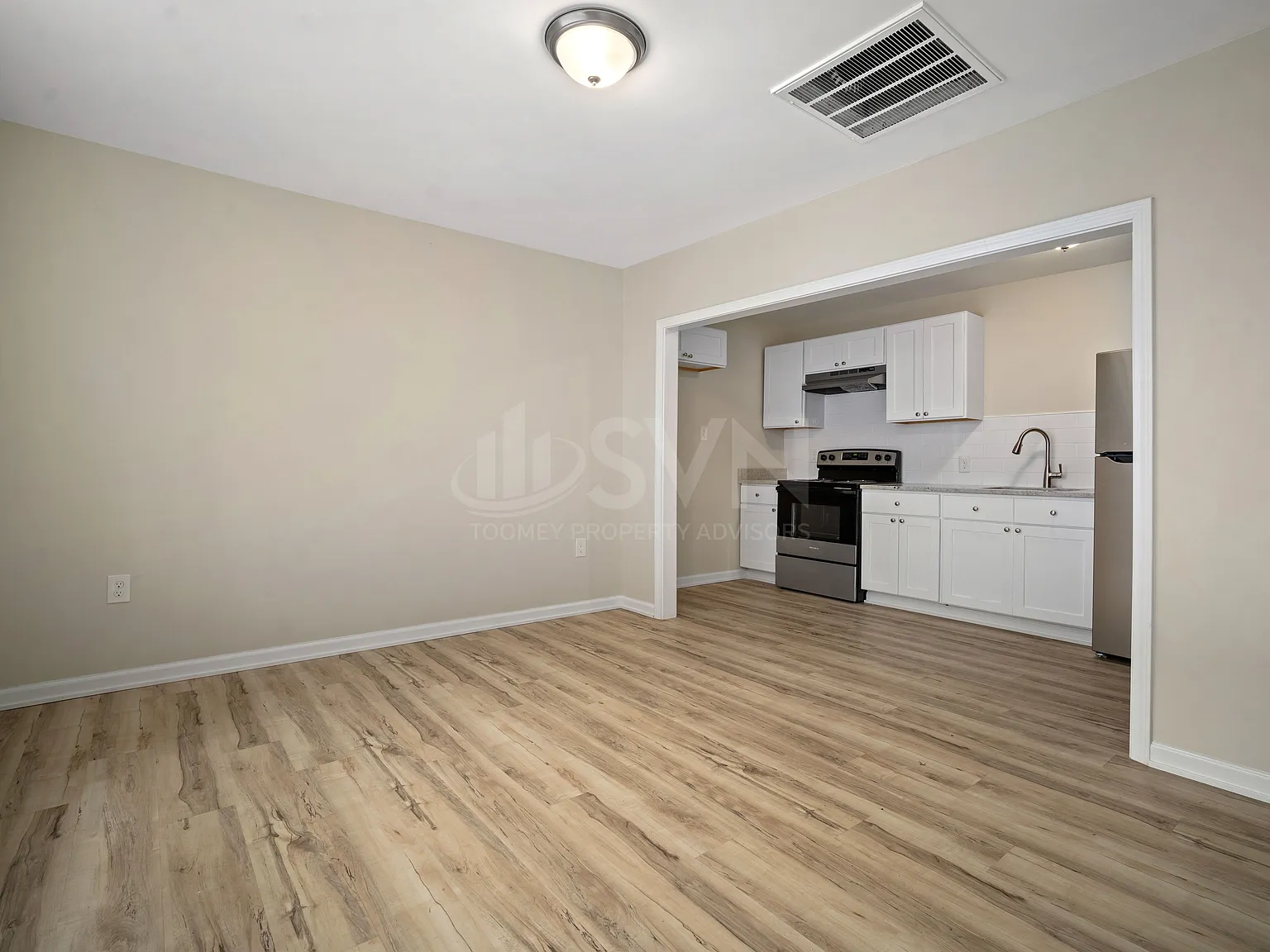 8 S Reed Ave — Photo 3