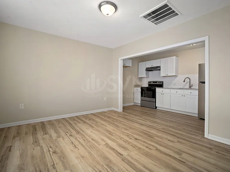 8 S Reed Ave — Photo 3