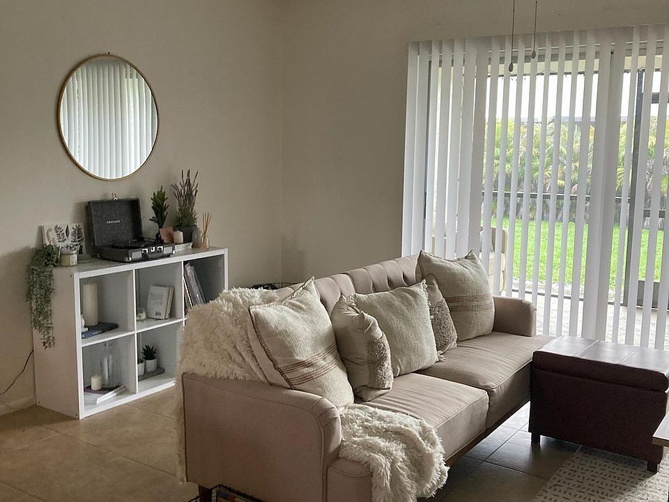 1st image of 4514 SW 8th Pl