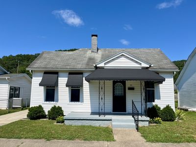 912 Poplar St, Nelsonville, OH, 45764