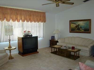 1st image of 10224 NW 71st Pl