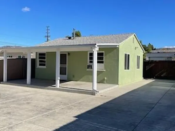 11266 Sheldon St, Sun Valley, CA 91352