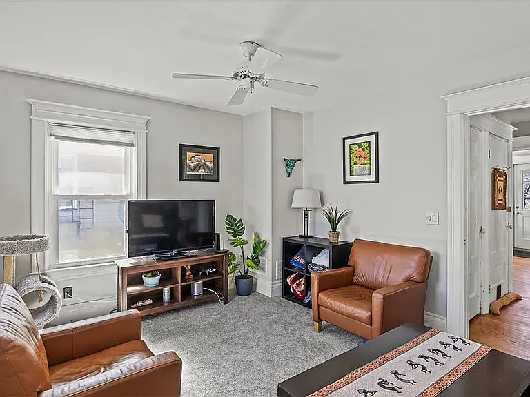 31 Homer St #2 — Photo 8