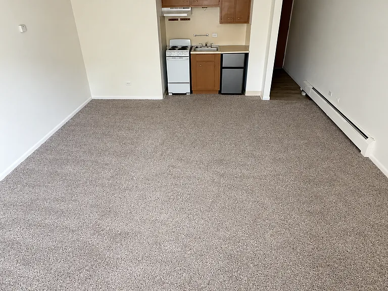 original photo... unfurnished space