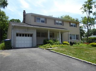 3 Woodruff Rd, Edison, NJ 08820