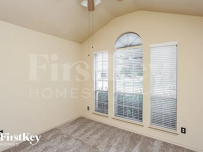 14413 Artesia Ct — Photo 11