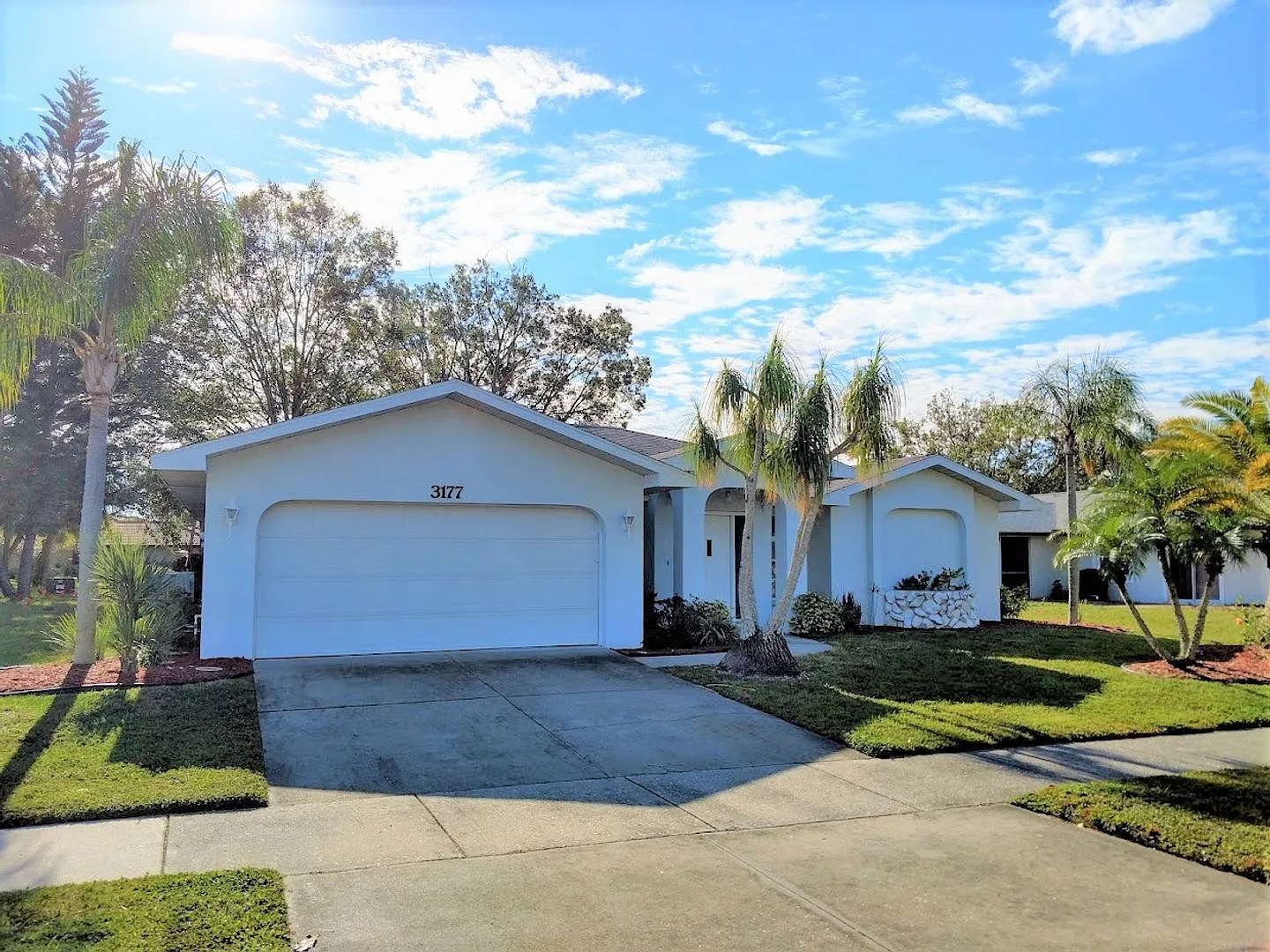 Seasonal Short-Term Single-Family Home located in Meadow Run at Jacaranda! — Photo 1