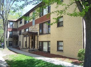 2244 W 111th St APT 2, Chicago, IL 60643