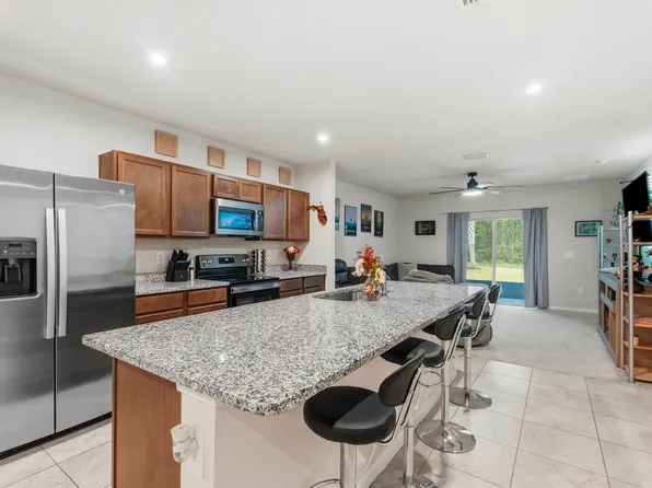 271 Raspberry Road, Fort Pierce, FL 34981