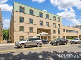 2141 Wisconsin Ave NW