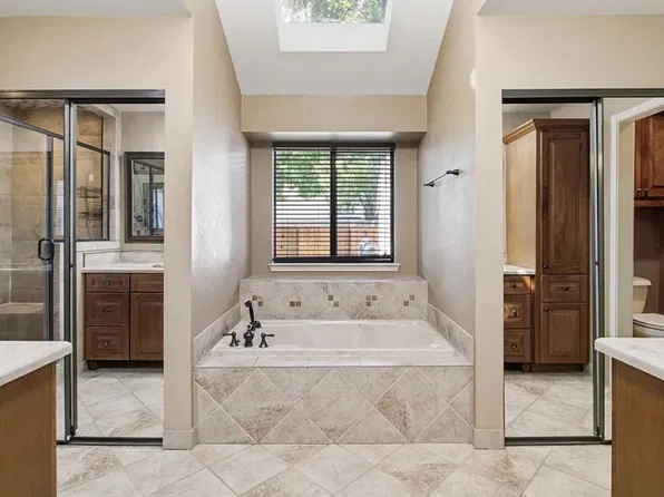 2701 Beau Dr, Mesquite, TX 75181