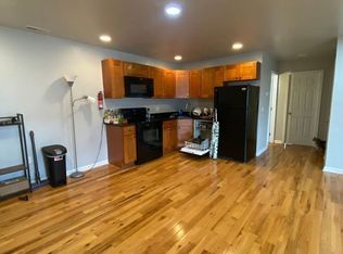 423 N 40th St APT D, Philadelphia, PA 19104