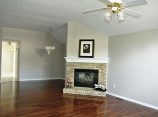 116 Ambleside Way, Amherst, OH