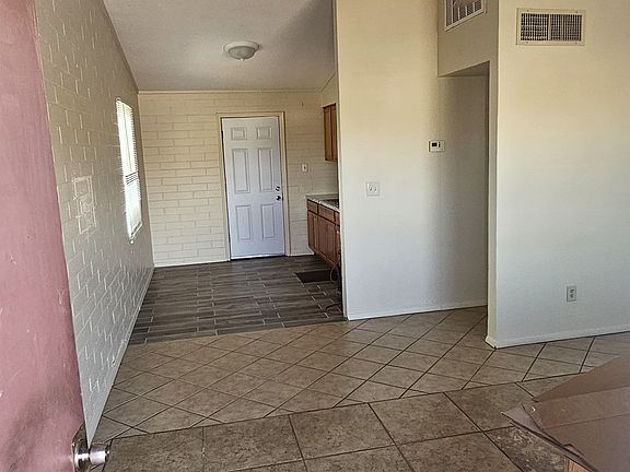 3rd image of 2029 W Pasadena Ave APT A