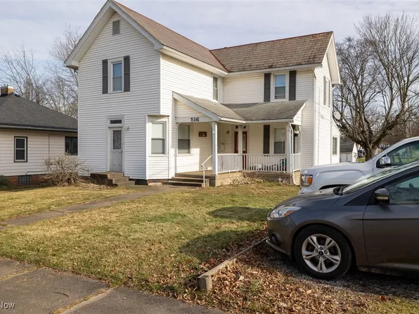 516 S Main St, Columbiana, OH 44408
