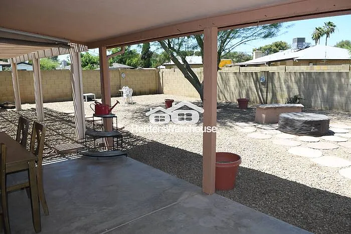 2926 W Northview Ave — Photo 15