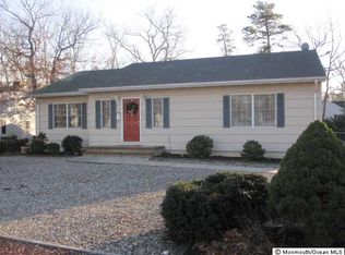 523 Springfield Ave, Pine Beach, NJ 08741