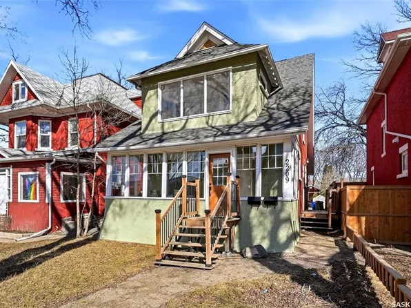 2209 Toronto STREET, Regina, SK S4P 1N5