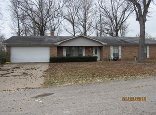 406 Chelsea St, Palestine, TX 75803