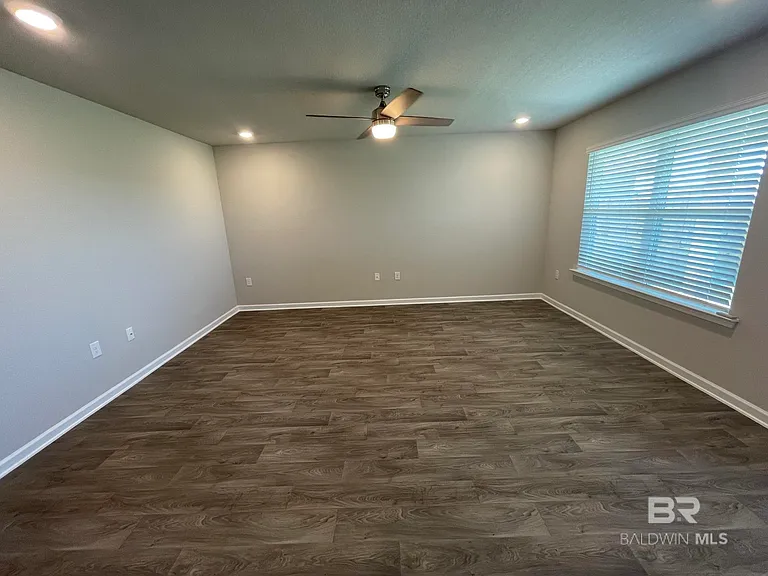 22351 Shadowridge Dr — Photo 6