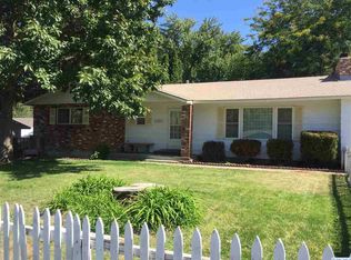 1016 Sadie St, Prosser, WA 99350
