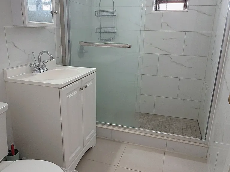 83-06 Vietor Ave #3J — Photo 7