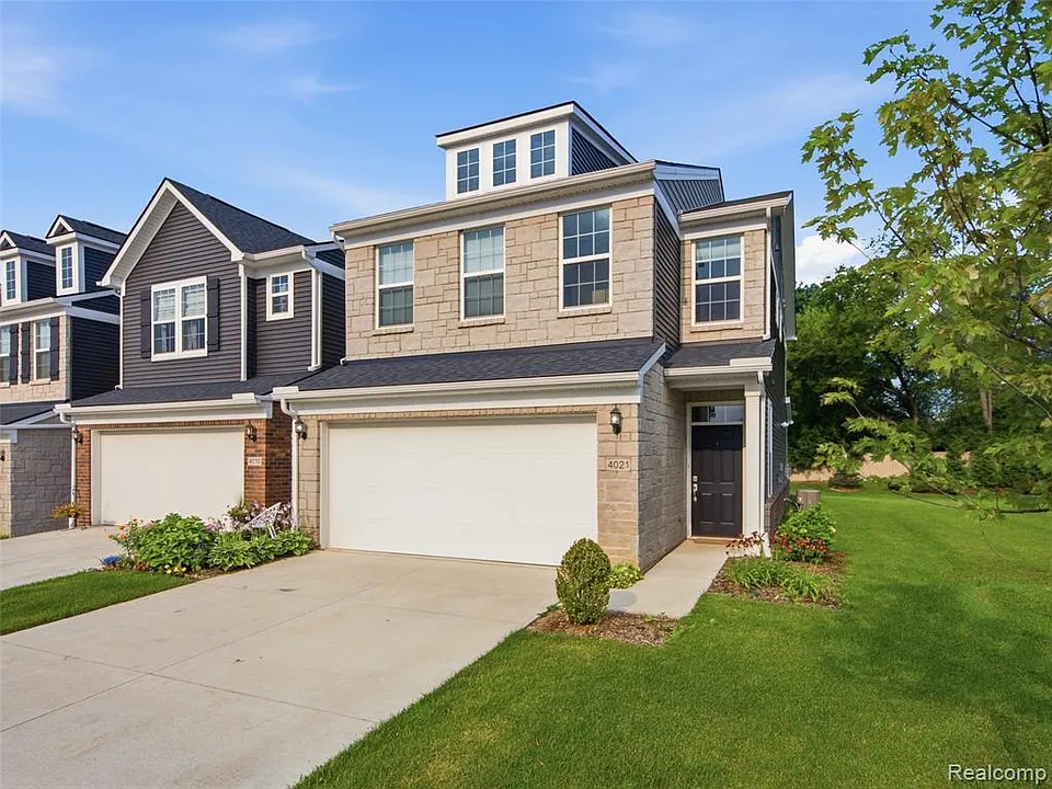 4021 Nottingham Cir