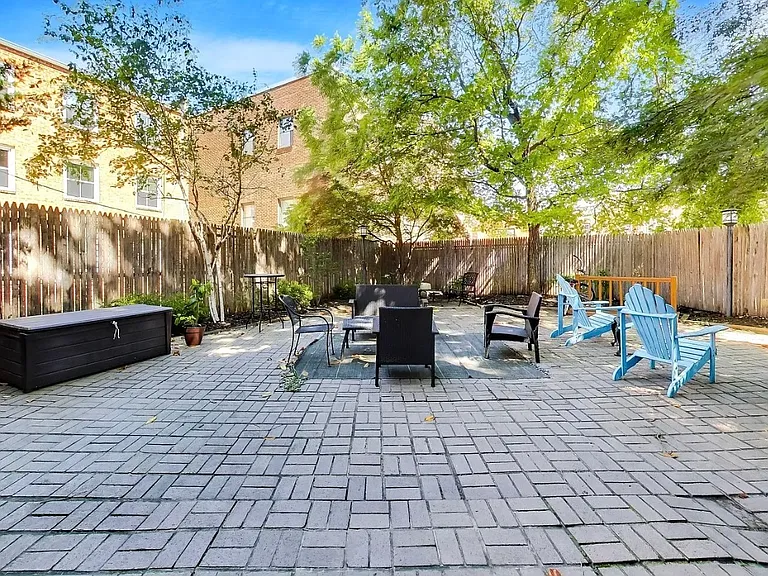 116 N Carolina Ave SE #201 — Photo 24