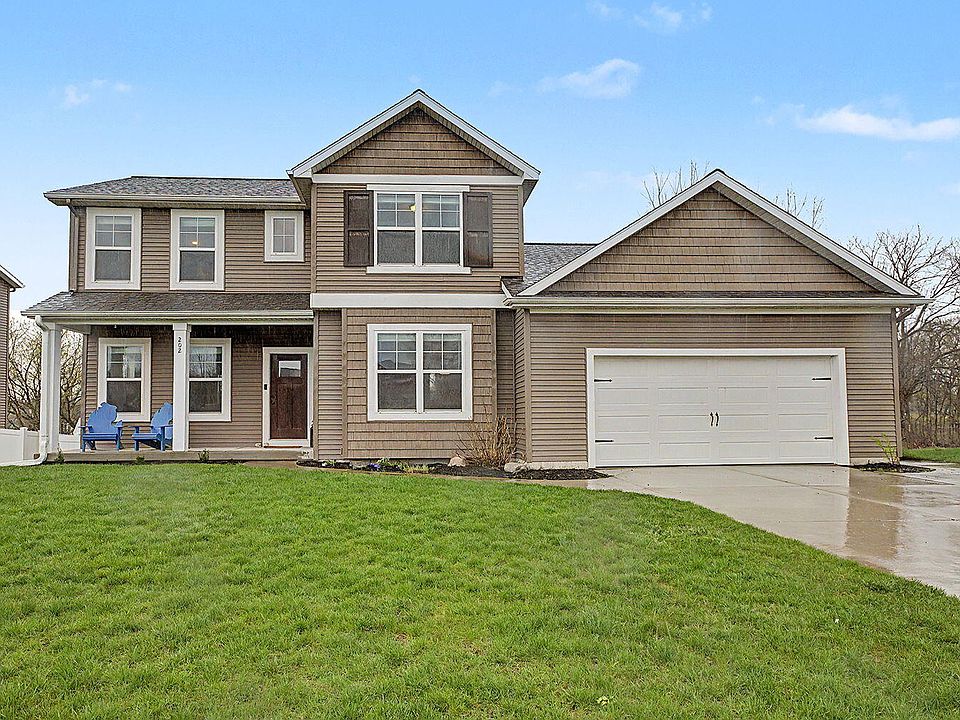 1st image of 202 E Thorn Hill Ct