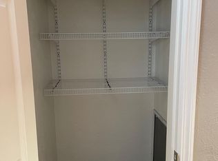 432 Georgetown Rd APT 201, Lawrence, PA 15055