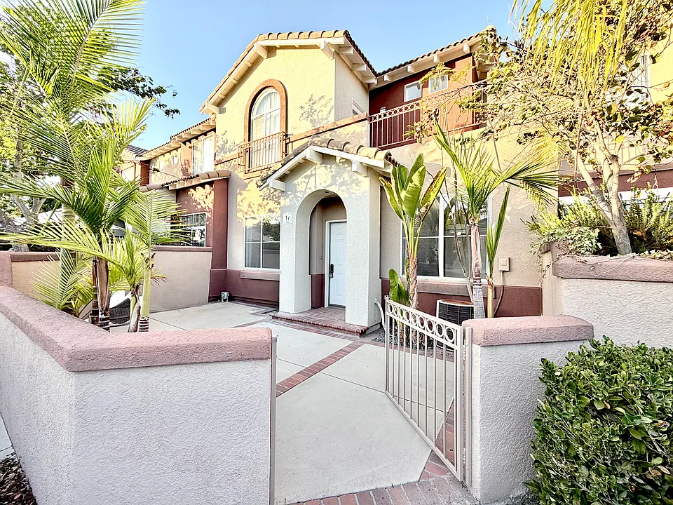 17 Anacapa Ct