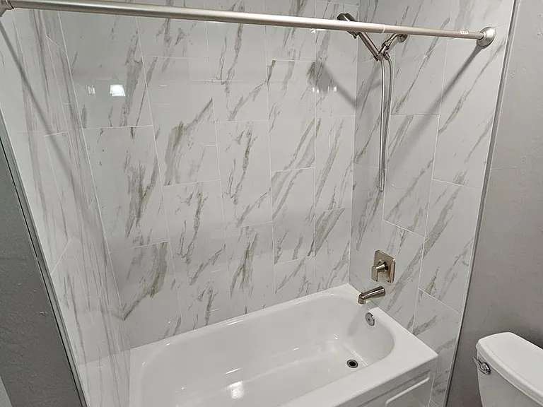 Providence House Apartments — Photo 23