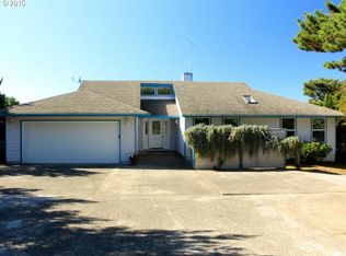 3515 N Rhododendron Dr, Florence, OR 97439