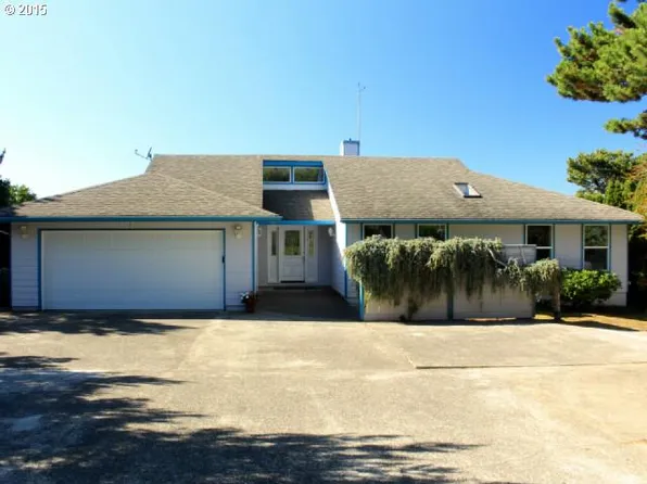 3515 N Rhododendron Dr, Florence, OR 97439