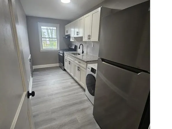 800 N Woodington Rd #2, Baltimore, MD 21229