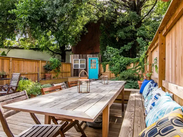 589 Union Avenue image 9 of 11