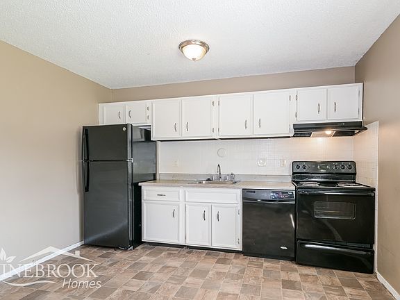 5th image of 2513 Littlefield Dr