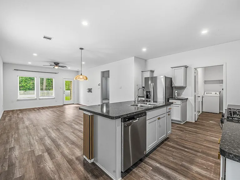 24122 Juniper Heights Dr — Photo 7